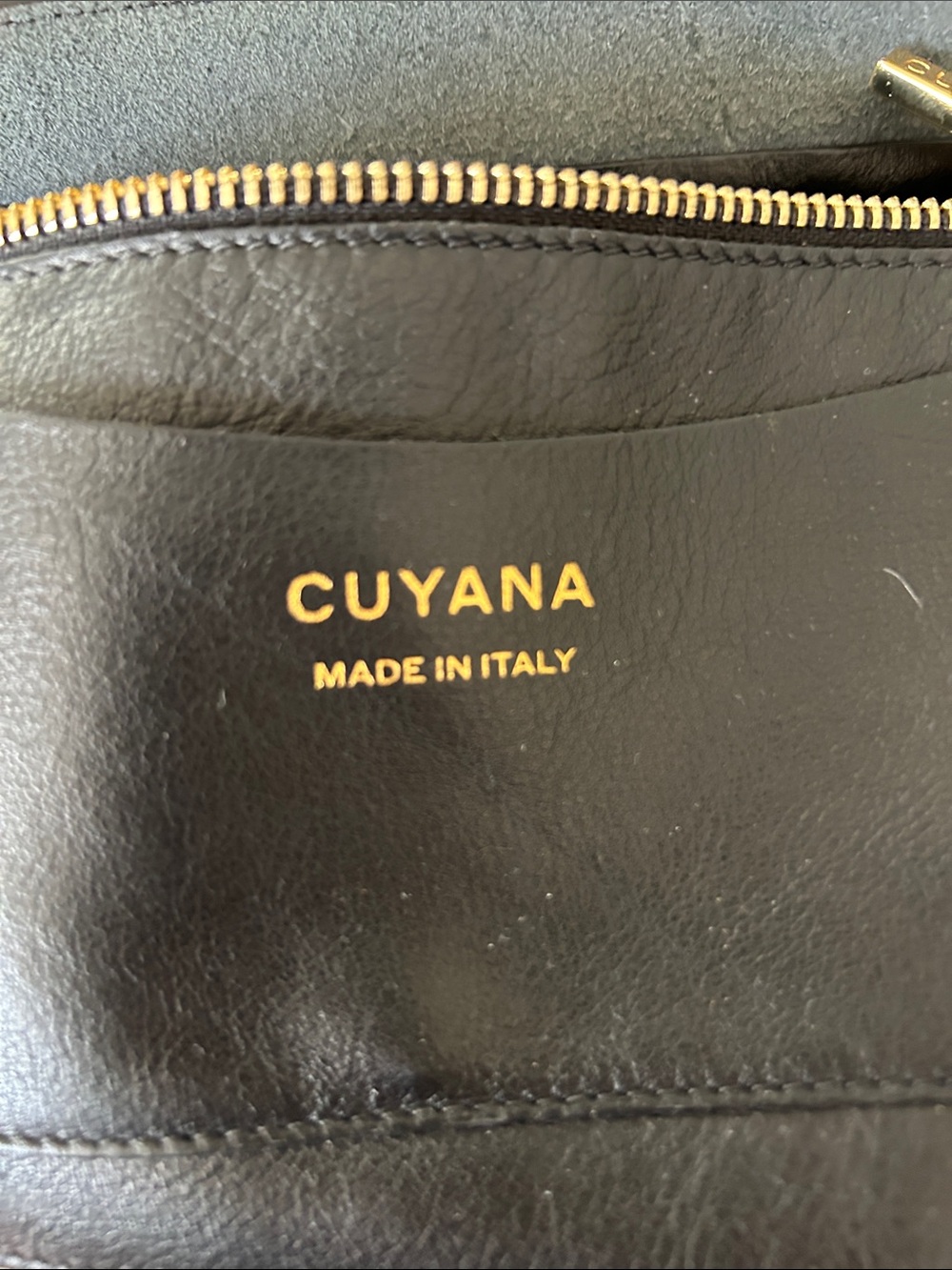 Cuyana Black Leather Saddle Crossbody Bag - Picture 2 of 11